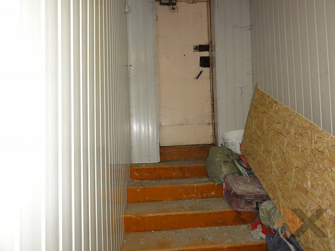Продам нежилое помещение 173, 8 м. В спальном районе, цокольный этаж. Возможно различное использован Магадан - изображение 1